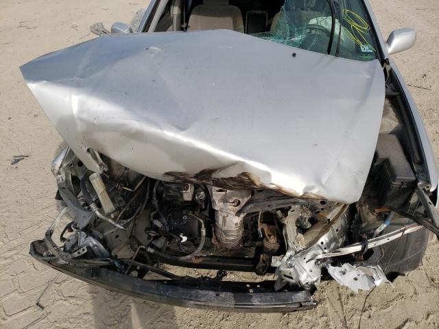 Photo 11 from auction – 2003 TOYOTA CAMRY LE with VIN 4T1BE32KX3U223407