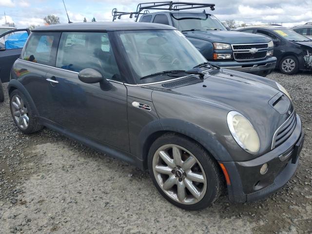 Photo 4 from auction – 2006 MINI COOPER S with VIN WMWRE33546TJ34922