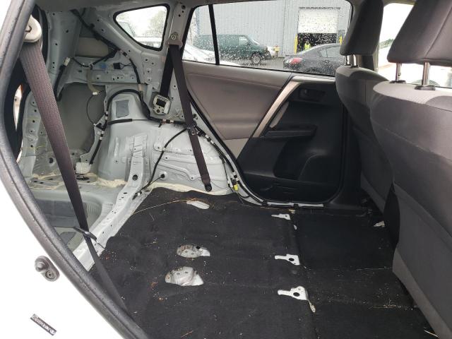 Photo 10 from auction – 2013 TOYOTA RAV4 LE with VIN JTMBFREV6DD039738