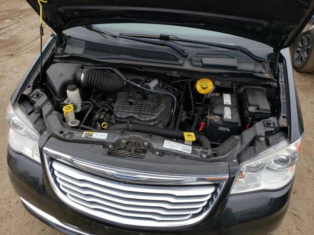 Photo 11 from auction – 2015 CHRYSLER TOWN & COU with VIN 2C4RC1GGXFR590892