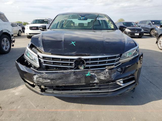 Photo 5 from auction – 2017 VOLKSWAGEN PASSAT SEL with VIN 1VWCT7A34HC081128