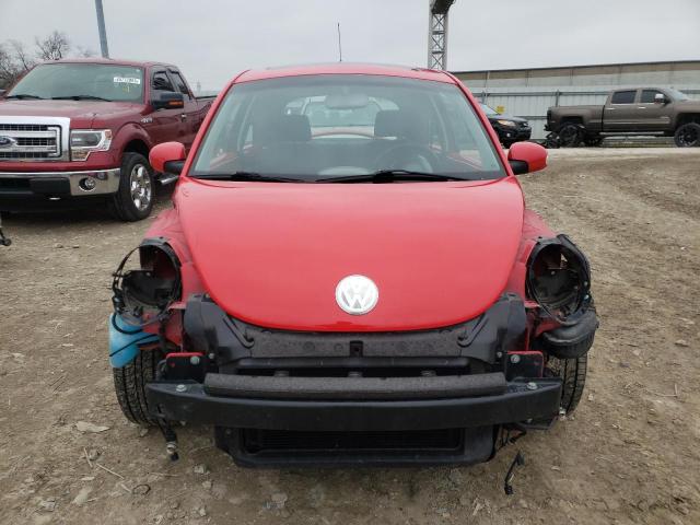 Photo 5 from auction – 2004 VOLKSWAGEN NEW BEETLE with VIN 3VWCK21C44M402504