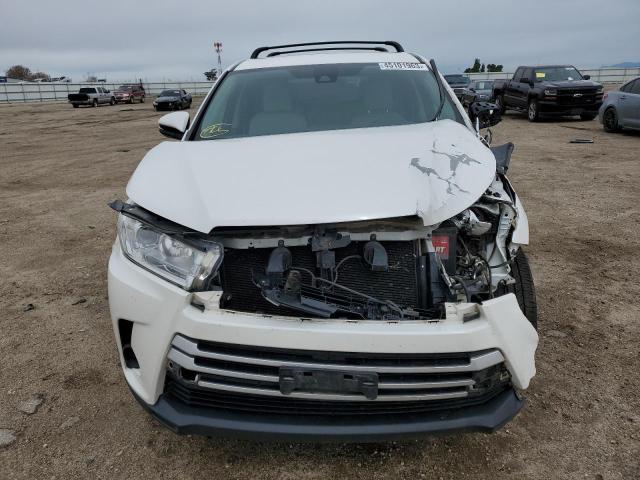 Photo 5 from auction – 2017 TOYOTA HIGHLANDER with VIN 5TDBZRFH0HS449767
