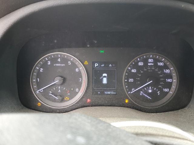 Photo 9 from auction – 2017 HYUNDAI TUCSON SE with VIN KM8J23A42HU580031