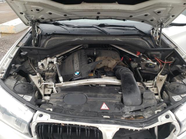 Photo 12 from auction – 2015 BMW X5 SDRIVE3 with VIN 5UXKR2C55F0H38985