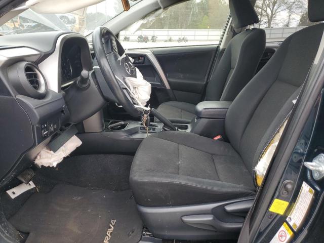 Photo 7 from auction – 2017 TOYOTA RAV4 LE with VIN JTMZFREV0HJ137055