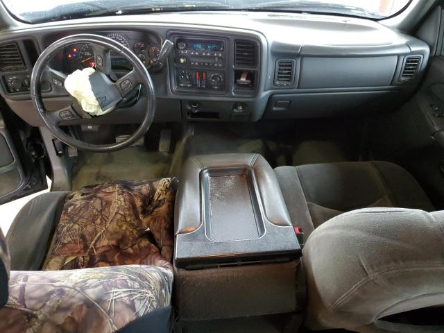 Photo 8 from auction – 2005 CHEVROLET SILVERADO with VIN 2GCEC13T151157783