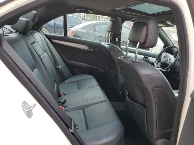 Photo 10 from auction – 2011 MERCEDES-BENZ C 300 with VIN WDDGF5EB5BA521609
