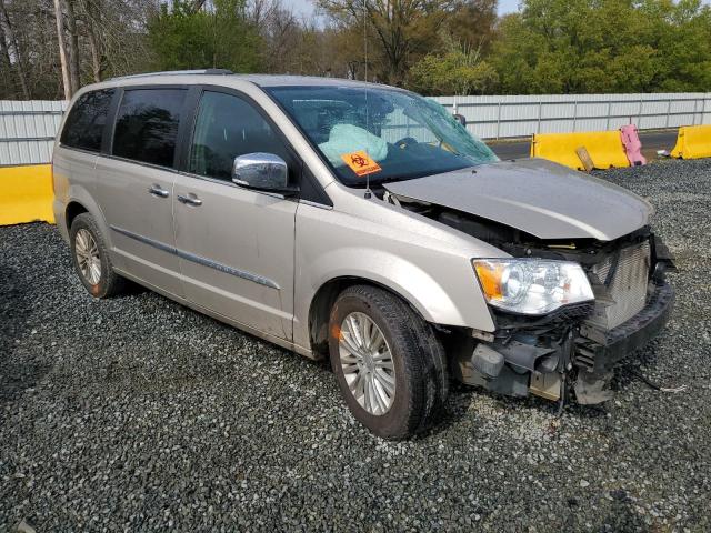 Photo 4 from auction – 2016 CHRYSLER TOWN & COU with VIN 2C4RC1JG5GR111451