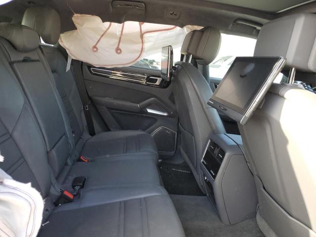 Photo 11 from auction – 2019 PORSCHE CAYENNE TU with VIN WP1AF2AY1KDA80440