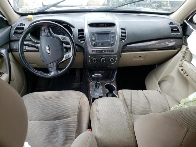 Photo 8 from auction – 2014 KIA SORENTO LX with VIN 5XYKTCA63EG447332