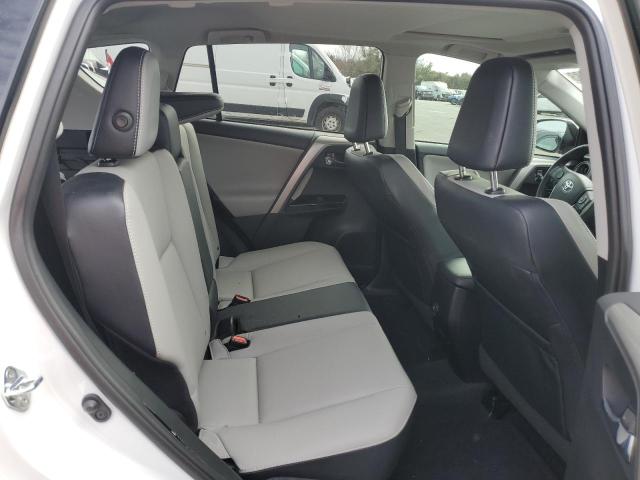 Photo 10 from auction – 2017 TOYOTA RAV4 LIMIT with VIN 2T3YFREVXHW358059