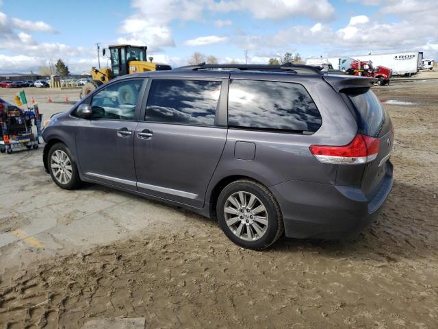 Photo 2 from auction – 2013 TOYOTA SIENNA XLE with VIN 5TDYK3DC3DS295648