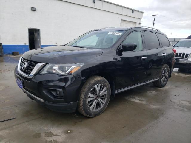 NISSAN PATHFINDER 2017 with VIN 5N1DR2MM7HC696121 - Photo from auction