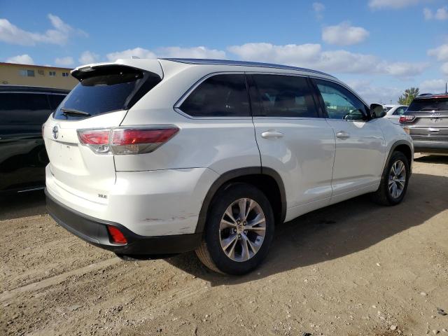 Photo 3 from auction – 2015 TOYOTA HIGHLANDER with VIN 5TDKKRFH8FS066094