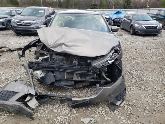 Photo 5 from auction – 2016 NISSAN SENTRA S with VIN 3N1AB7AP2GY257179