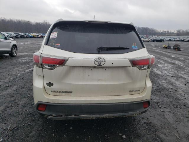 Photo 6 from auction – 2015 TOYOTA HIGHLANDER with VIN 5TDBKRFH8FS203633