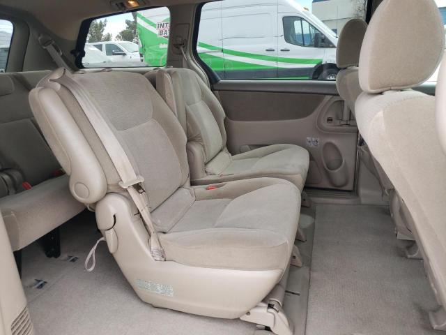 Photo 11 from auction – 2004 TOYOTA SIENNA CE with VIN 5TDZA23C24S208504