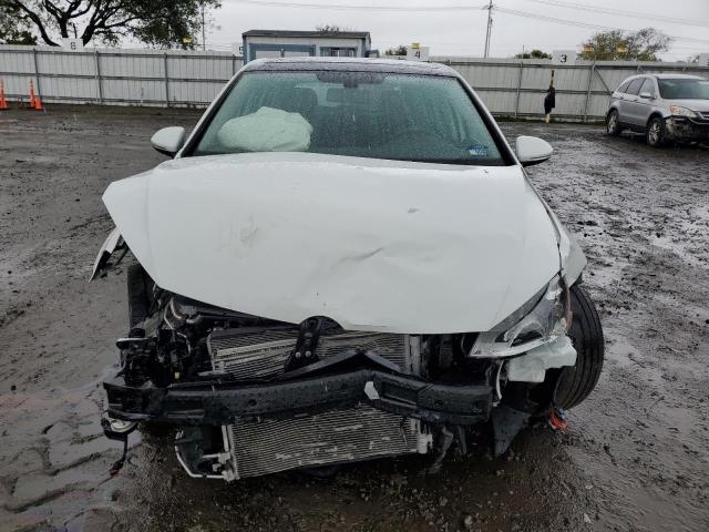 Photo 5 from auction – 2017 VOLKSWAGEN GOLF S with VIN 3VW217AU2HM059704