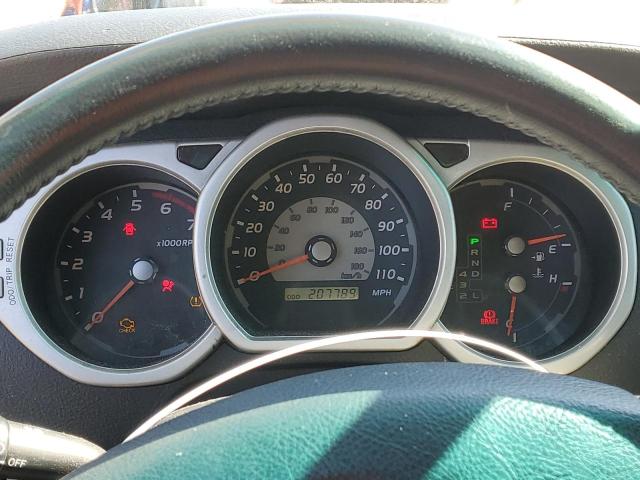 Photo 9 from auction – 2005 TOYOTA 4RUNNER SR with VIN JTEZU14RX58036292