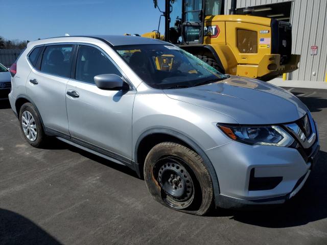 Photo 4 from auction – 2017 NISSAN ROGUE S with VIN KNMAT2MV6HP613238