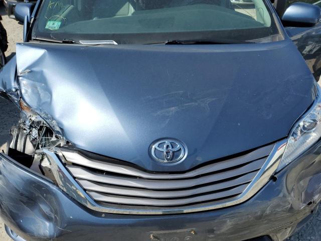 Photo 12 from auction – 2017 TOYOTA SIENNA XLE with VIN 5TDDZ3DC2HS184685