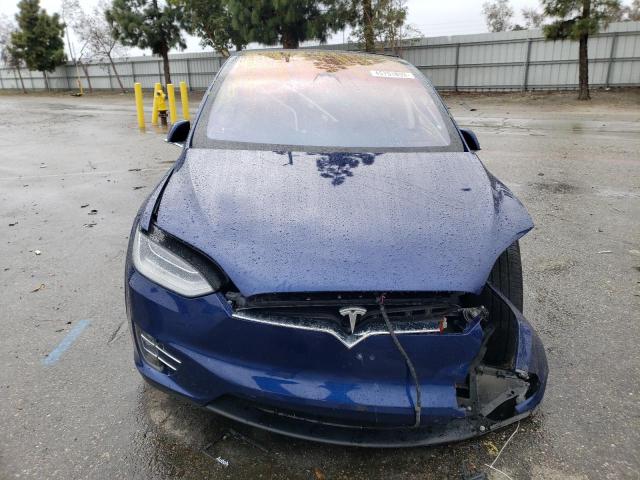 Photo 5 from auction – 2017 TESLA MODEL X with VIN 5YJXCDE25HF060201