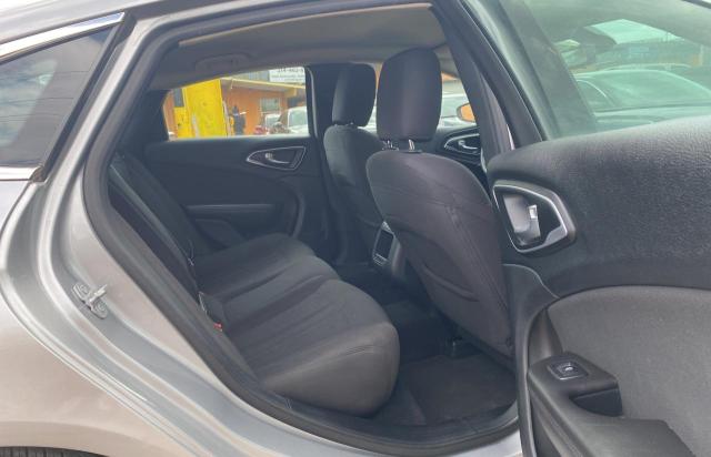 Photo 6 from auction – 2015 CHRYSLER 200 LIMITE with VIN 1C3CCCAB8FN576473