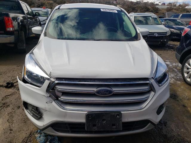 Photo 5 from auction – 2017 FORD ESCAPE SE with VIN 1FMCU9GD9HUD43727