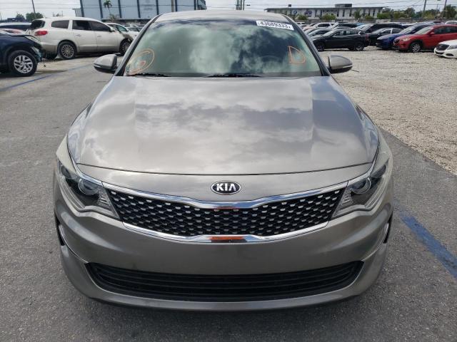 Photo 5 from auction – 2017 KIA OPTIMA EX with VIN 5XXGU4L38HG133406