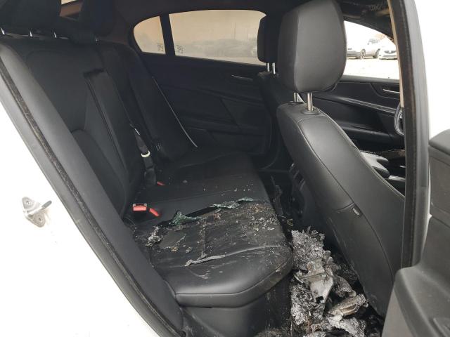 Photo 10 from auction – 2019 JAGUAR XE with VIN SAJAR4FX9KCP52871