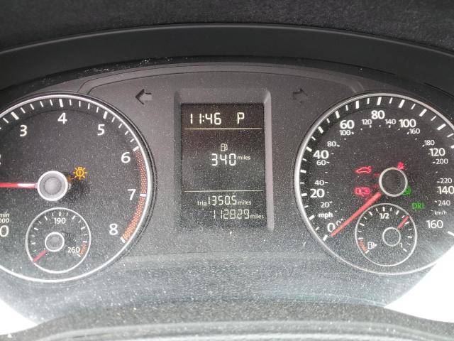 Photo 9 from auction – 2015 VOLKSWAGEN PASSAT S with VIN 1VWAT7A39FC115391