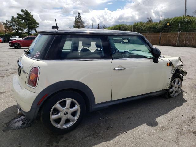 Photo 3 from auction – 2010 MINI COOPER with VIN WMWMF3C59ATZ63386