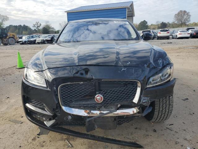 Photo 5 from auction – 2017 JAGUAR F-PACE PRE with VIN SADCJ2BV0HA899189