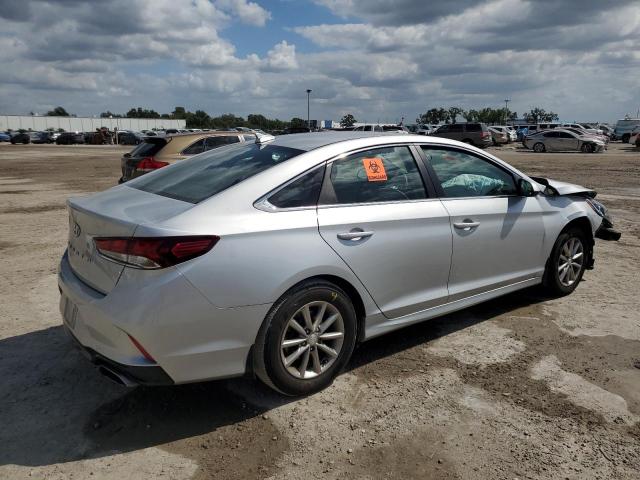 Photo 3 from auction – 2019 HYUNDAI SONATA SE with VIN 5NPE24AF7KH796018
