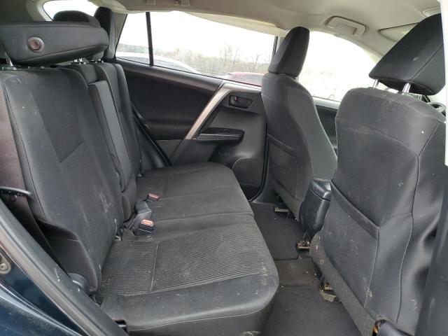 Photo 11 from auction – 2017 TOYOTA RAV4 LE with VIN JTMZFREV0HJ137055