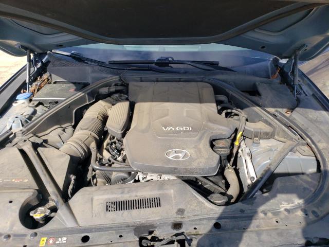 Photo 11 from auction – 2015 HYUNDAI GENESIS with VIN KMHGN4JEXFU015331