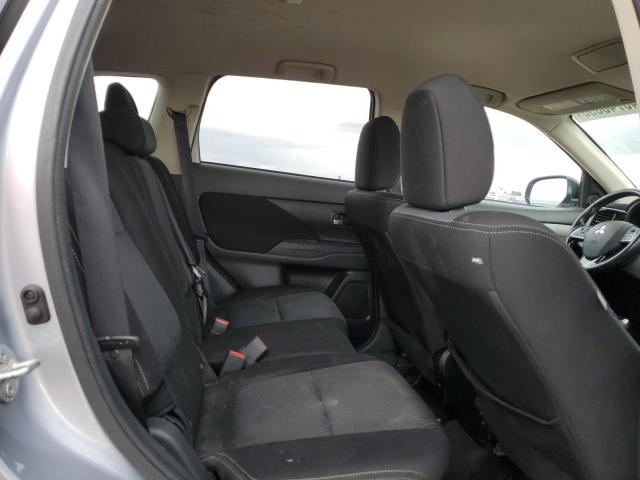 Photo 11 from auction – 2016 MITSUBISHI OUTLANDER with VIN JA4AD3A33GZ000397