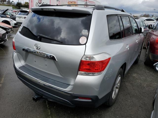 Photo 3 from auction – 2011 TOYOTA HIGHLANDER with VIN 5TDZK3EH6BS041086
