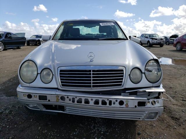 Photo 5 from auction – 1997 MERCEDES-BENZ E 320 with VIN WDBJF55F4VJ035959