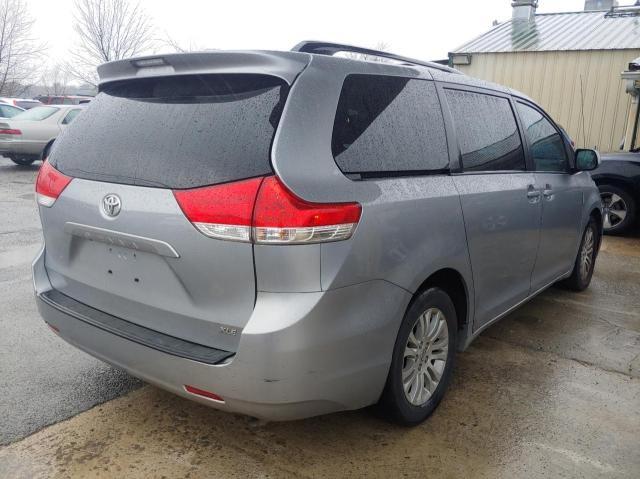 Photo 4 from auction – 2011 TOYOTA SIENNA XLE with VIN 5TDYK3DC3BS153250