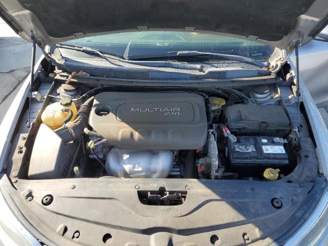 Photo 11 from auction – 2015 CHRYSLER 200 LIMITE with VIN 1C3CCCAB5FN714941