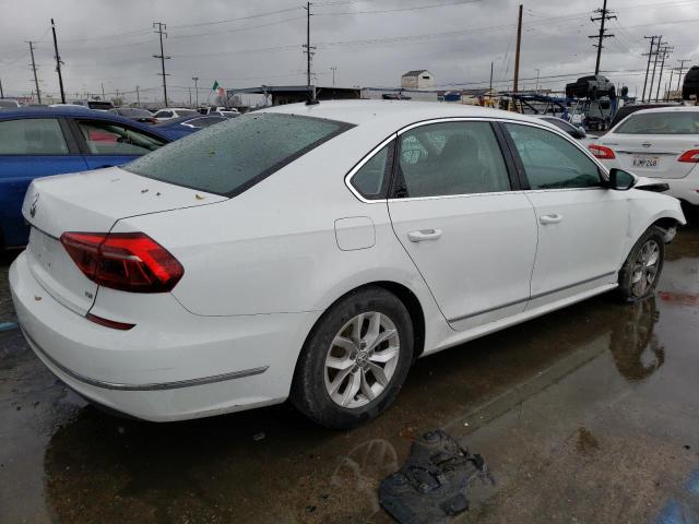 Photo 3 from auction – 2017 VOLKSWAGEN PASSAT S with VIN 1VWAT7A3XHC007347