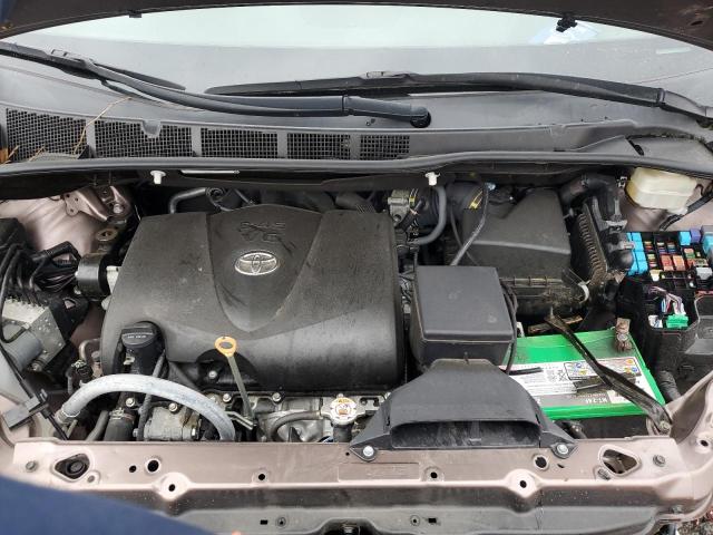 Photo 12 from auction – 2018 TOYOTA SIENNA XLE with VIN 5TDYZ3DC1JS903691