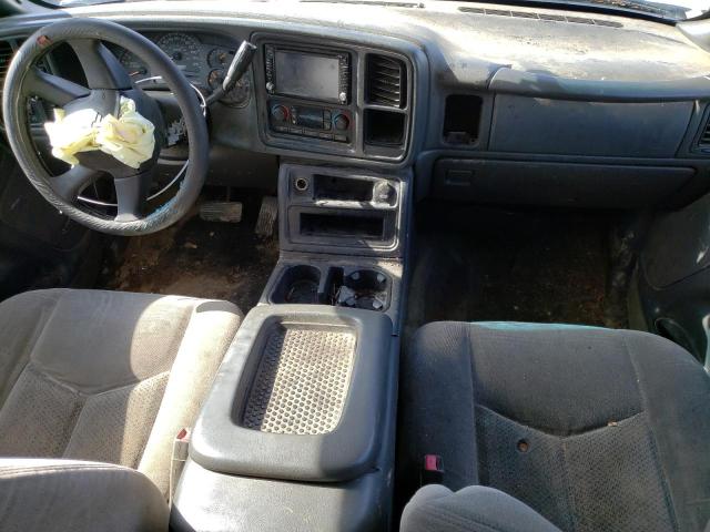 Photo 8 from auction – 2005 CHEVROLET SILVERADO with VIN 2GCEK13T651137841