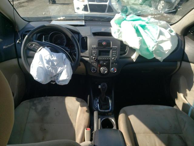 Foto 8 de la subasta – 2011 KIA FORTE LX con VIN KNAFT4A28B5406040