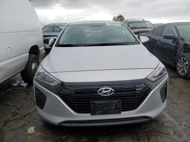Photo 5 from auction – 2017 HYUNDAI IONIQ with VIN KMHC65LC8HU056511