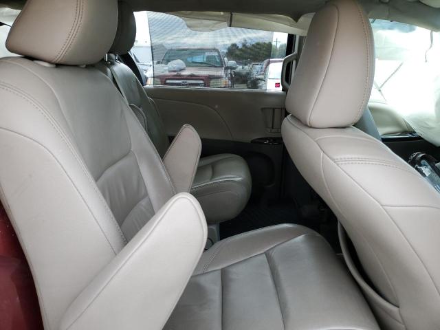 Photo 11 from auction – 2015 TOYOTA SIENNA XLE with VIN 5TDYK3DC0FS565762