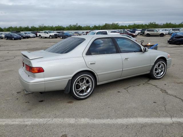 Photo 3 from auction – 2001 TOYOTA CAMRY CE with VIN 4T1BG22K91U064641