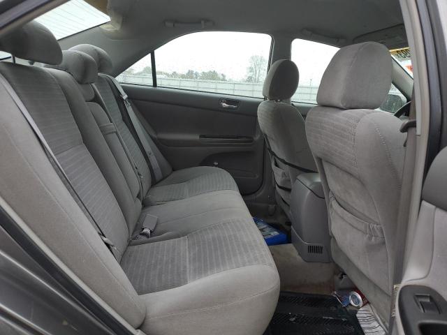 Photo 10 from auction – 2005 TOYOTA CAMRY LE with VIN 4T1BE32K15U975015